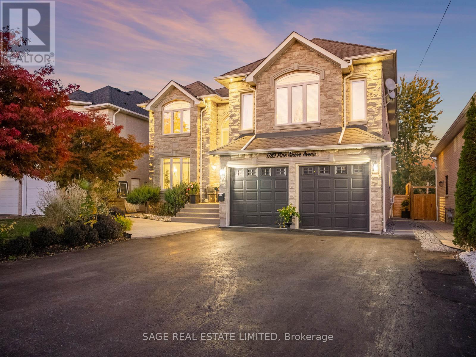 1789 Pine Grove Ave, Pickering, ON L1V 1K7