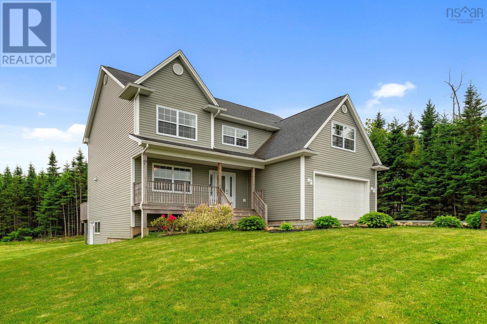 33 Bali Ter, Porters Lake, NS B3E 0A4