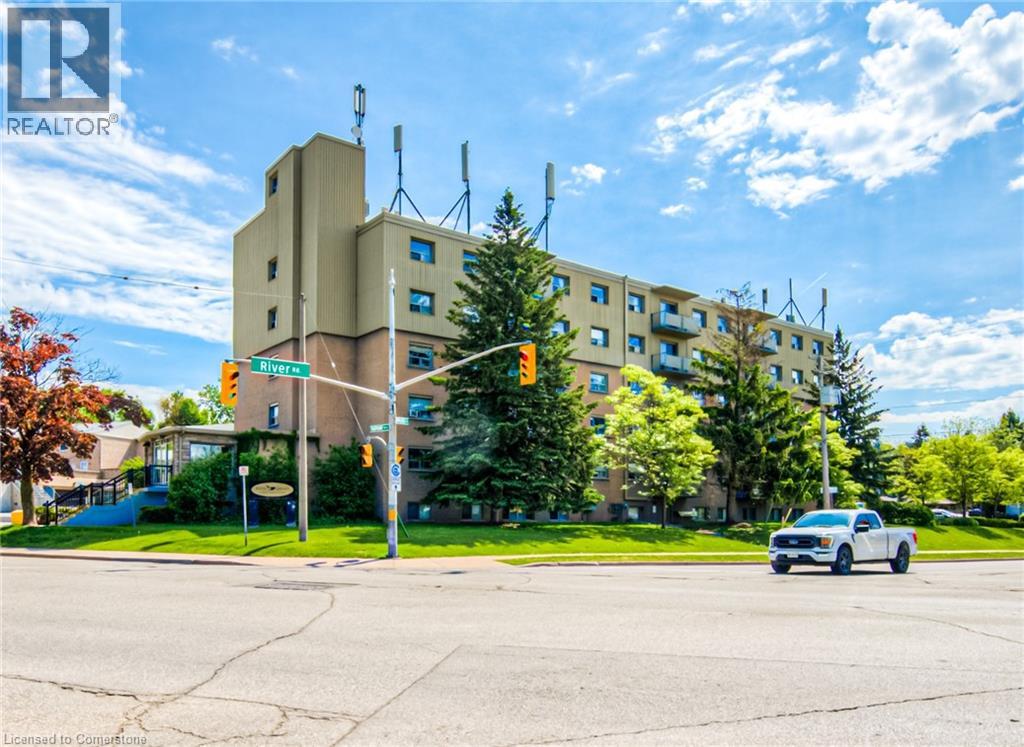 283 Fairway Road N Unit 501, Kitchener, ON N2A 2P1