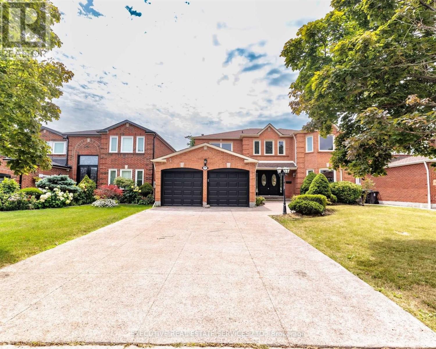 49 Bluenose Cres, Toronto Highland Creek, ON M1C 4S1
