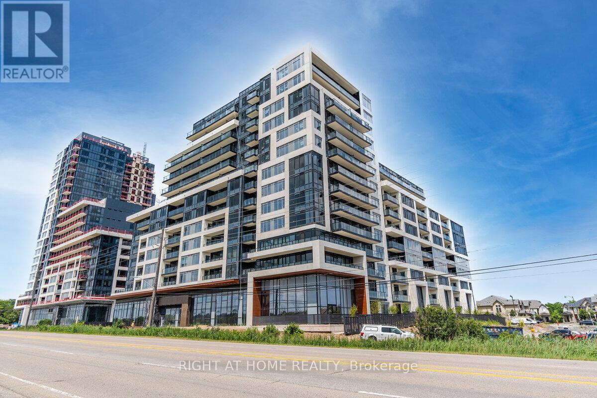 602 3200 William Coltson Ave, Oakville, ON L6H 7B9