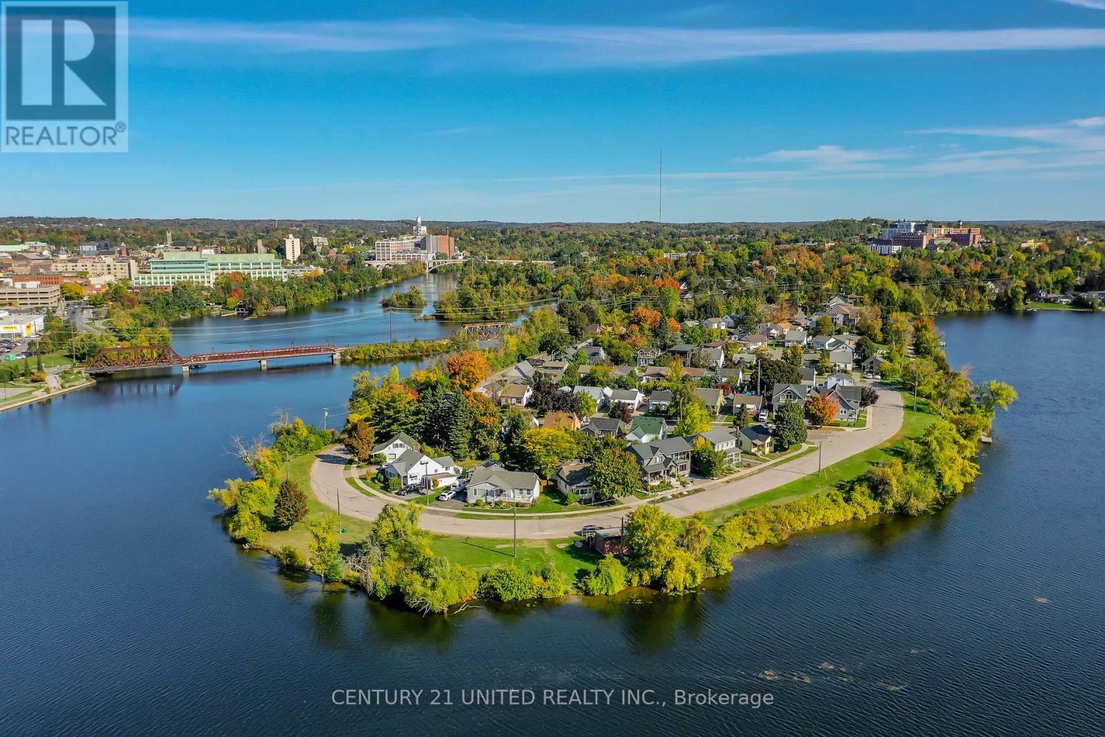 57 Edgewater Blvd Ward 4 Blvd, Peterborough, ON K9H 1A5