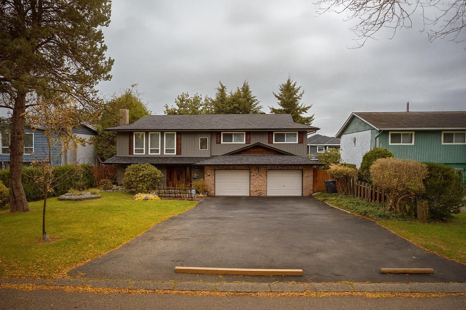 181 Street Unit 5929 #a, Surrey, BC V3S 4T3