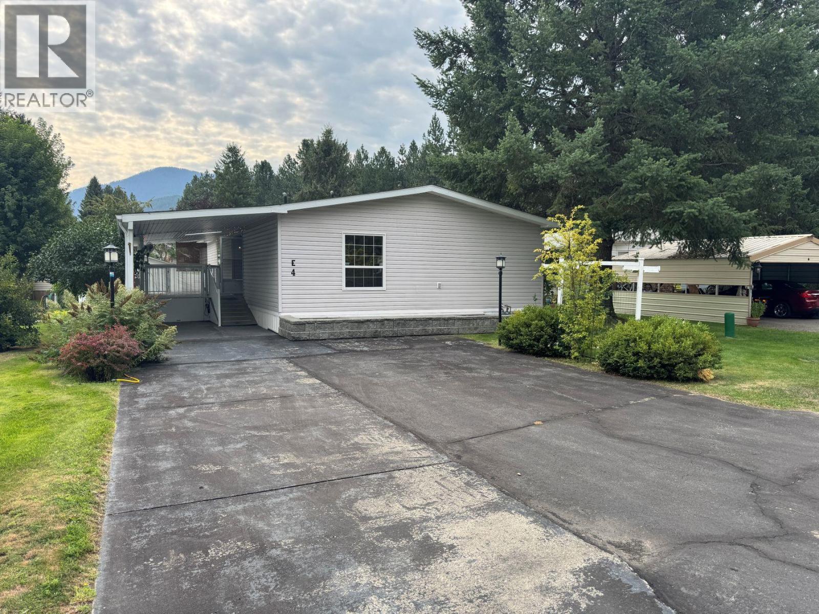 5455 Almond Gardens Road Unit E4, Grand Forks, BC V0H 1H4