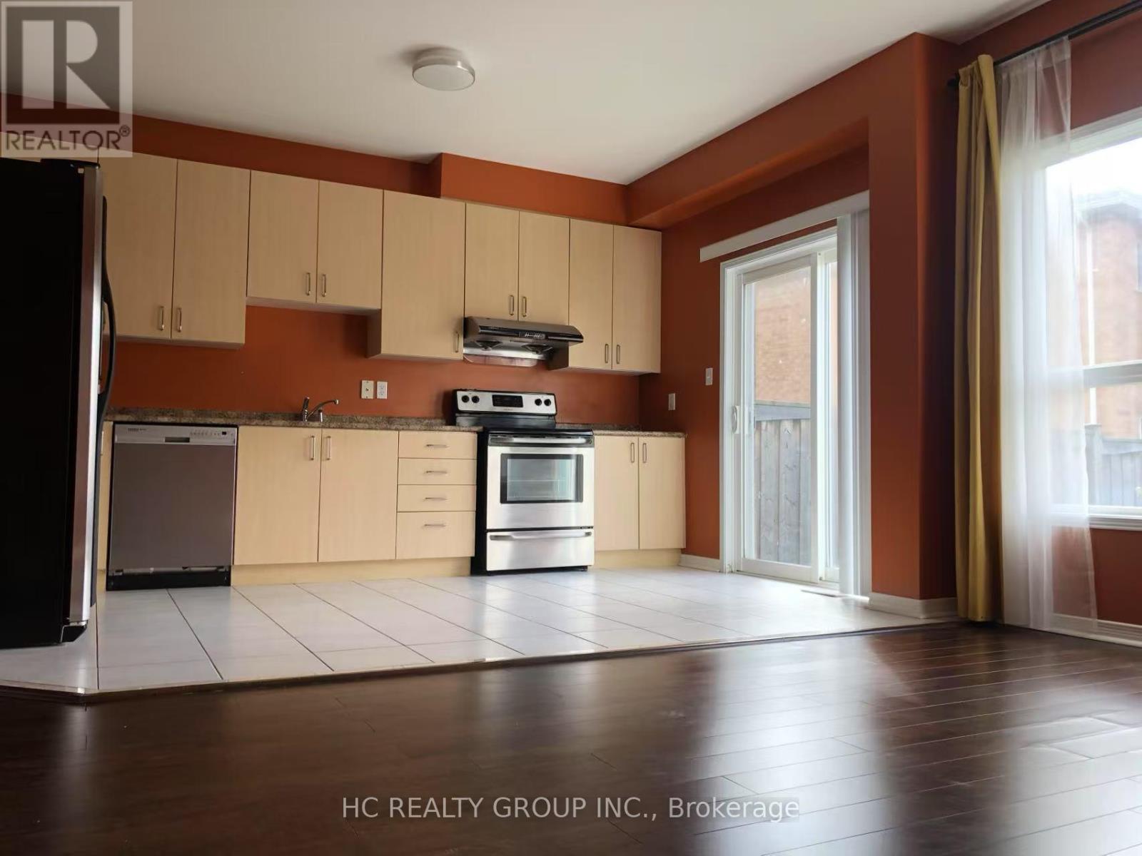 32 Wheelwright Dr, Richmond Hill, ON L4E 5A4