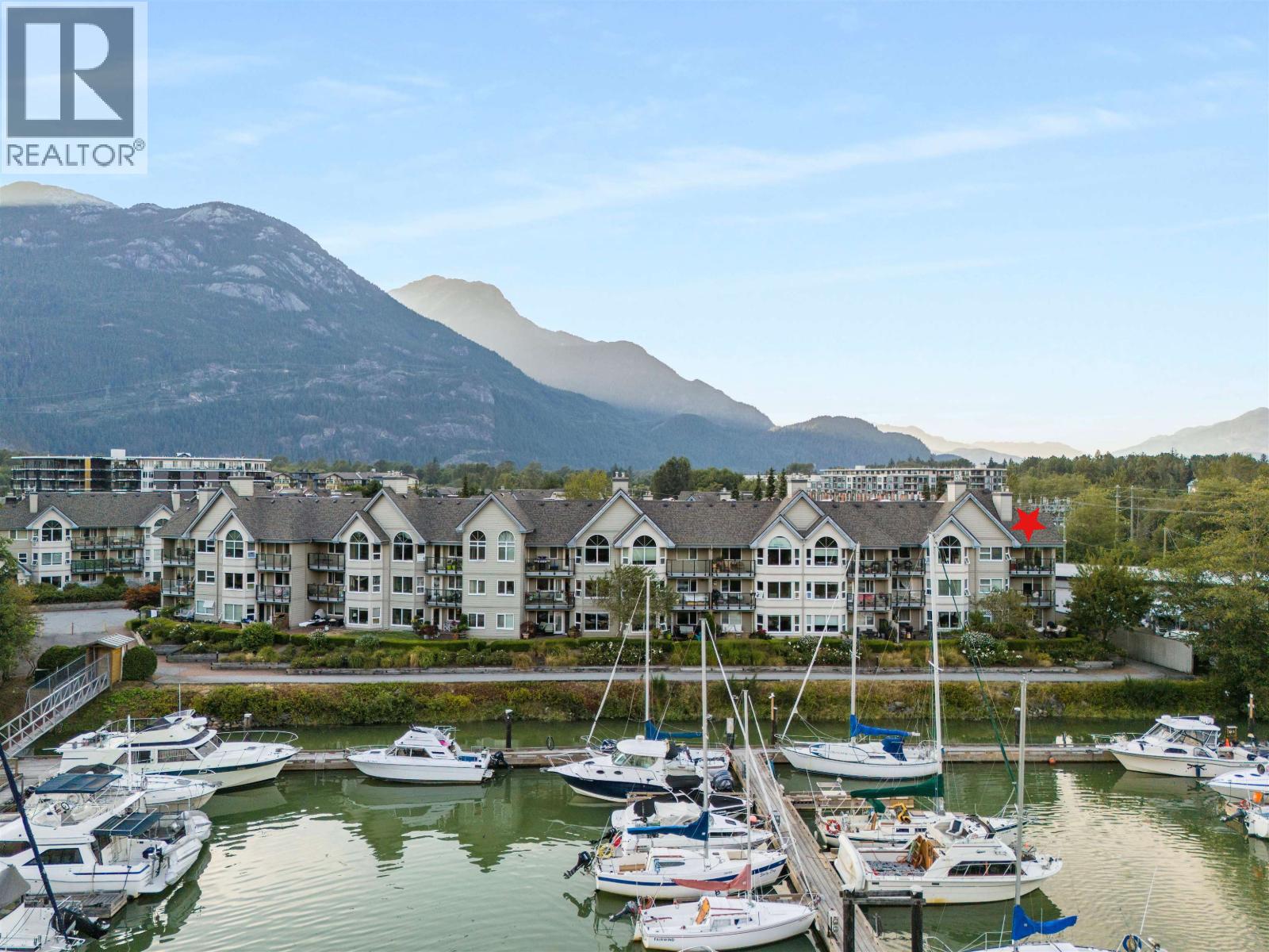 1468 Pemberton Avenue Unit 301, Squamish, BC V8B 0K2
