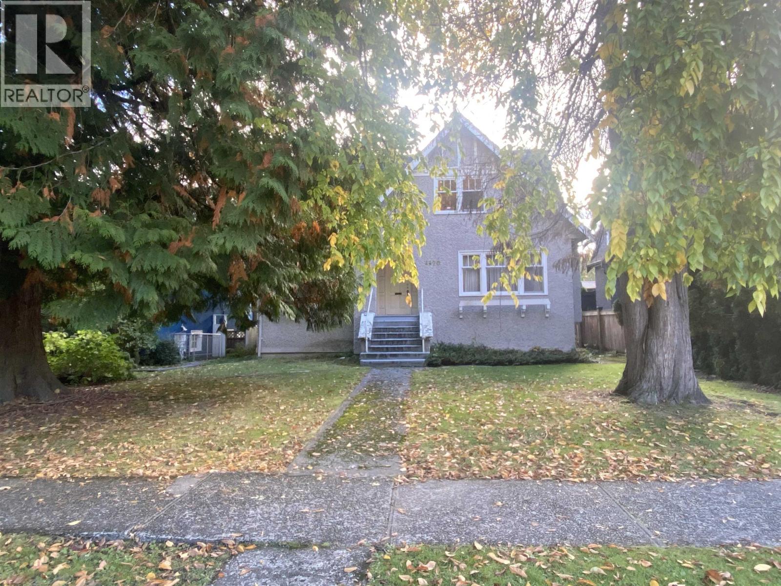 4470 Osler St, Vancouver, BC V6H 2X9