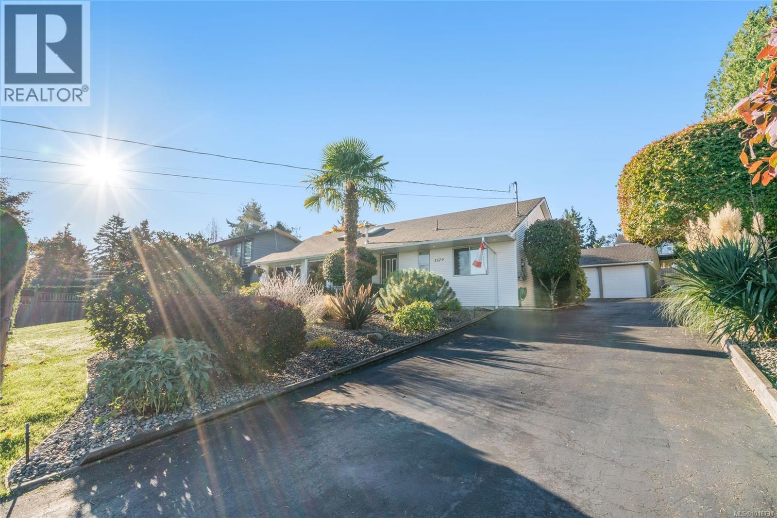 1379 Reef Rd, Nanoose Bay, BC V9P 9B9