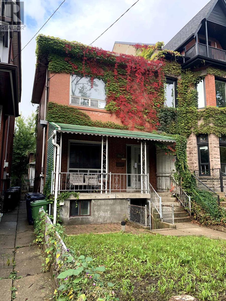 464 Euclid Ave, Toronto, ON M6G 2S9