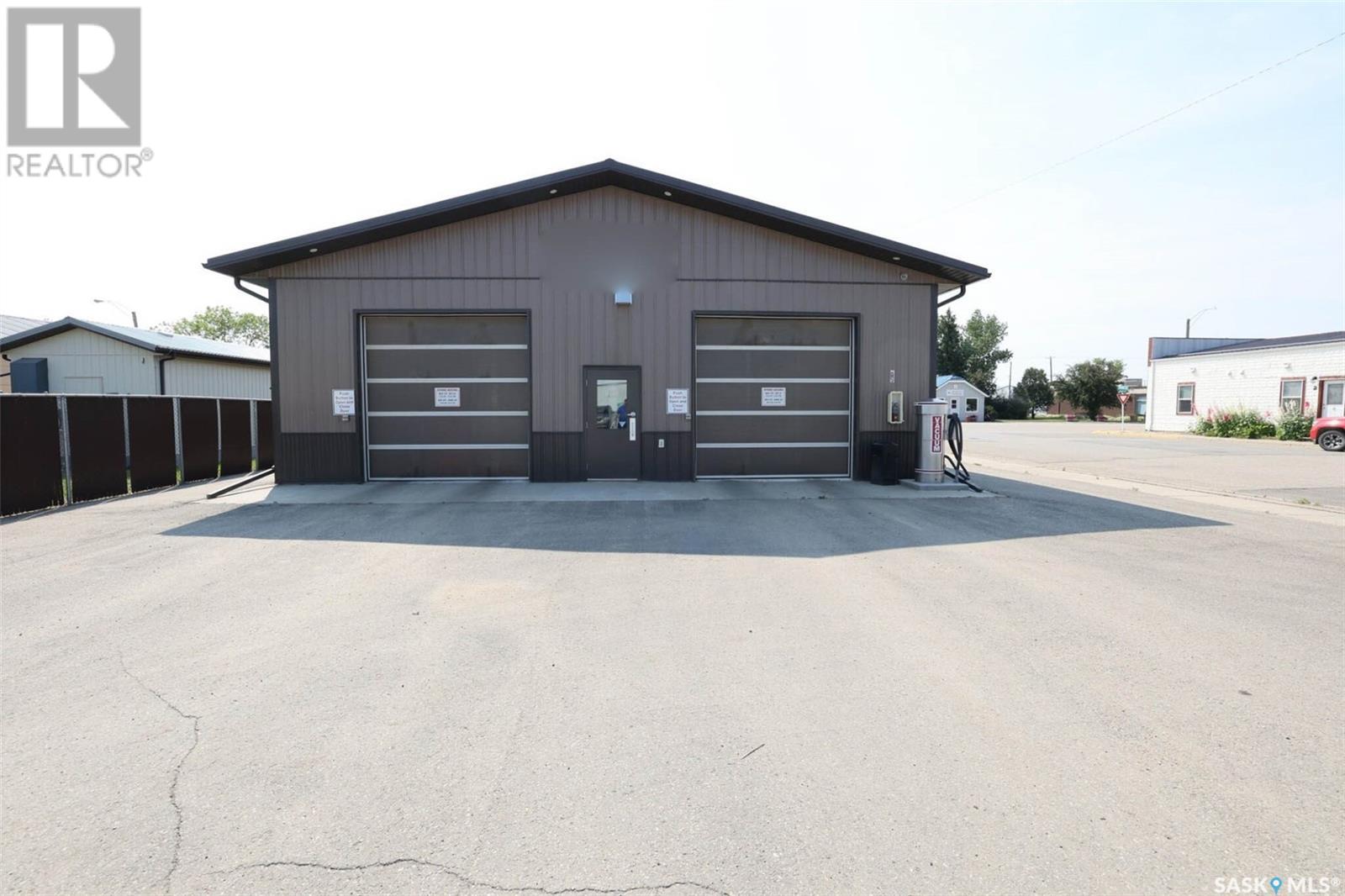 200 Main St, Avonlea, SK S0H 0C0