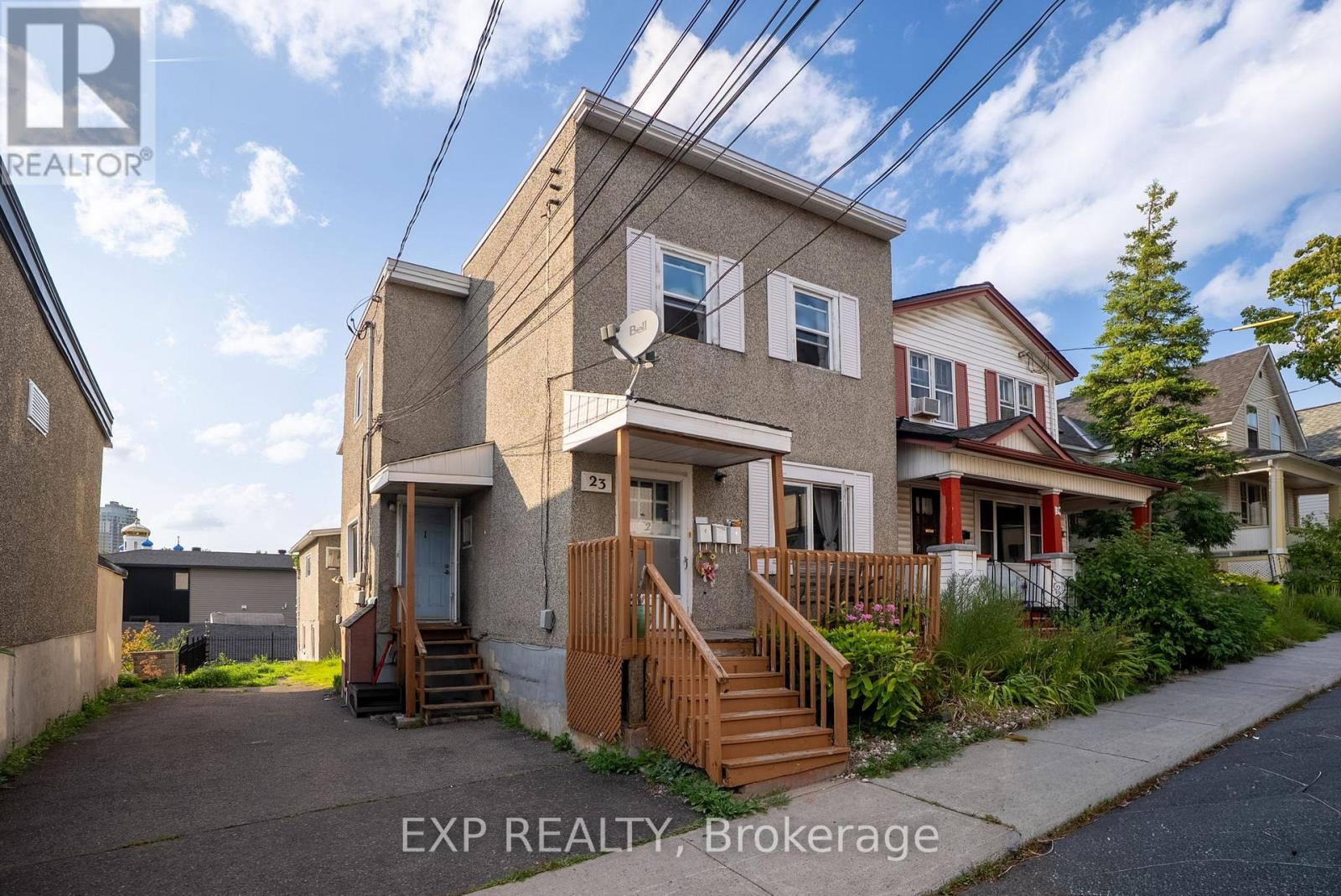 23 Lowrey St, Ottawa, ON K1Y 2S5