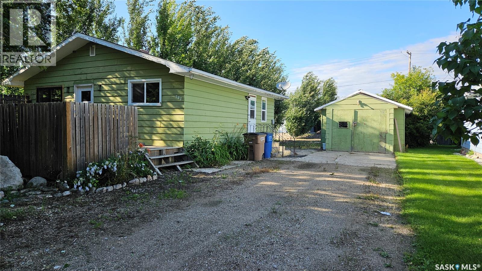 707 King St, Cudworth, SK S0K 1B0