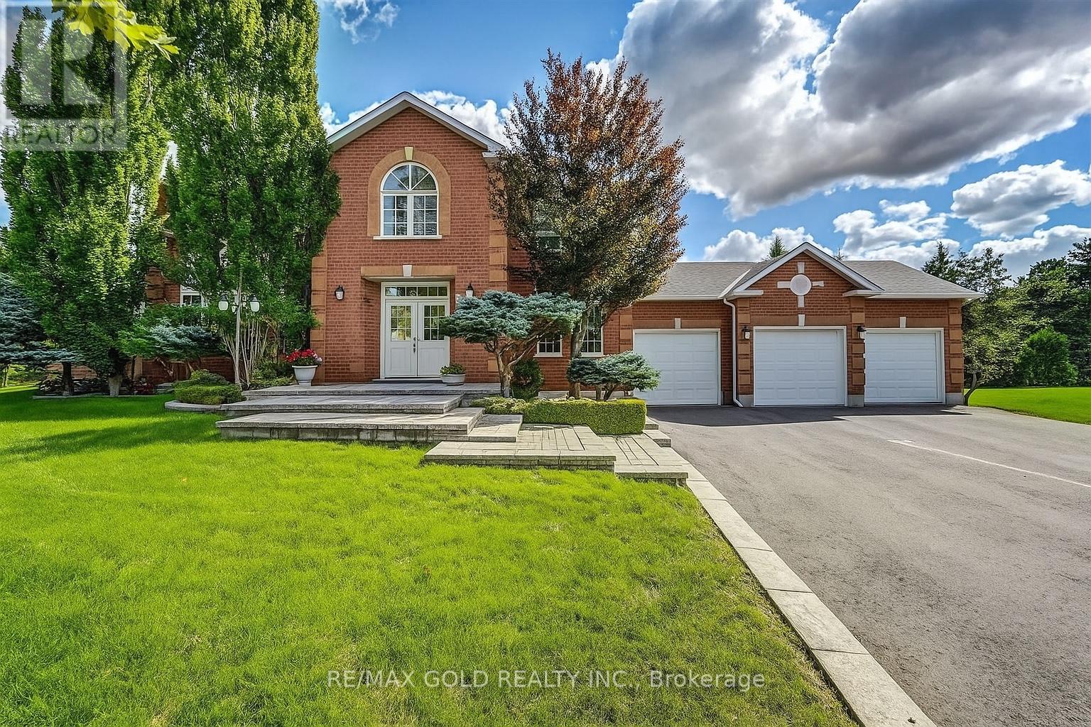 7 Brandiff Ct, Caledon, ON L7C 1P6