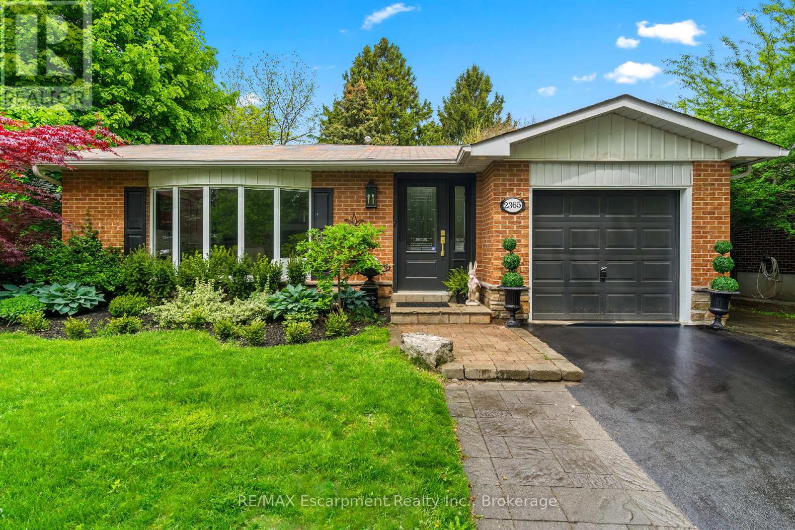 2365 Devon Rd, Oakville, ON L6J 5R6