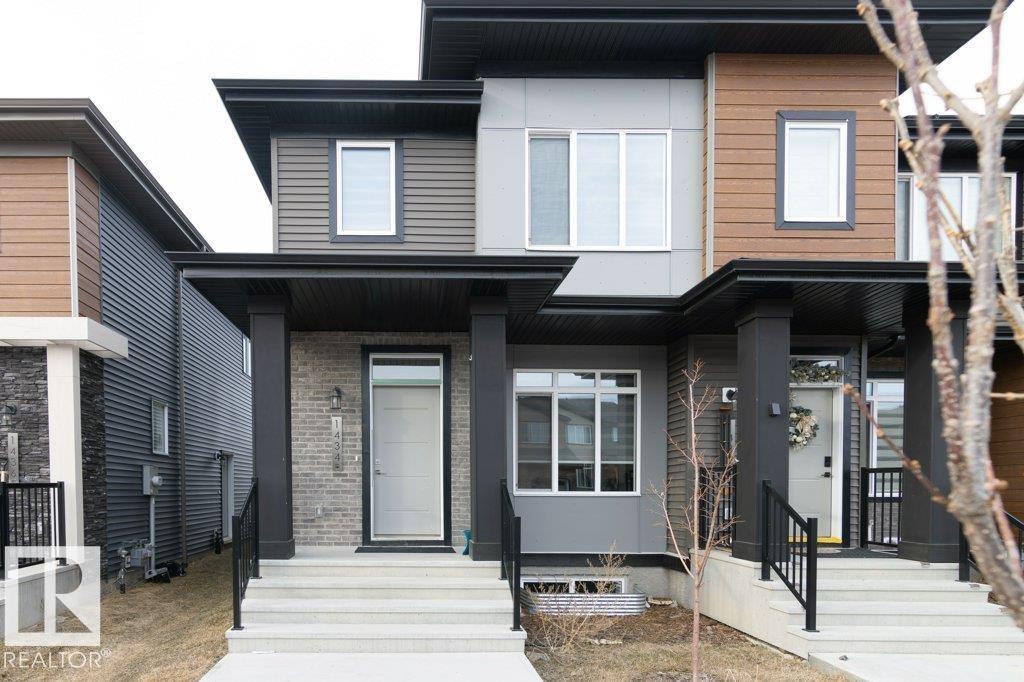 1434 Keswick Dr SW, Edmonton, AB T6W 4T9