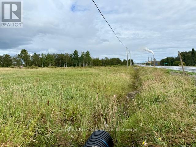 South Triangle Unit 0 Hwy 11 North Highway, Englehart Central Timiskaming, ON P0J 1H0