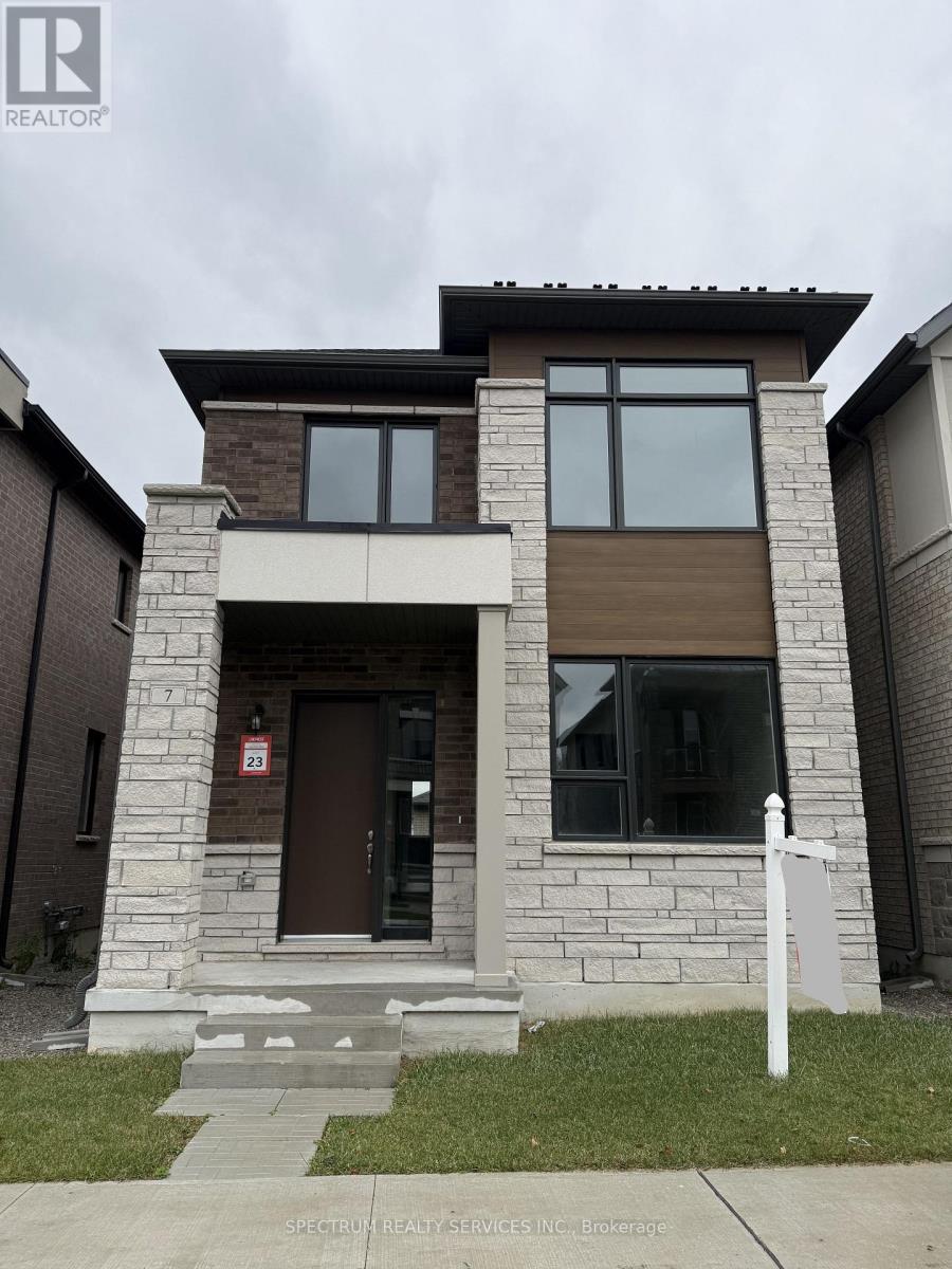 7 John Rolph St, Markham Cornell, ON L6B 1R8