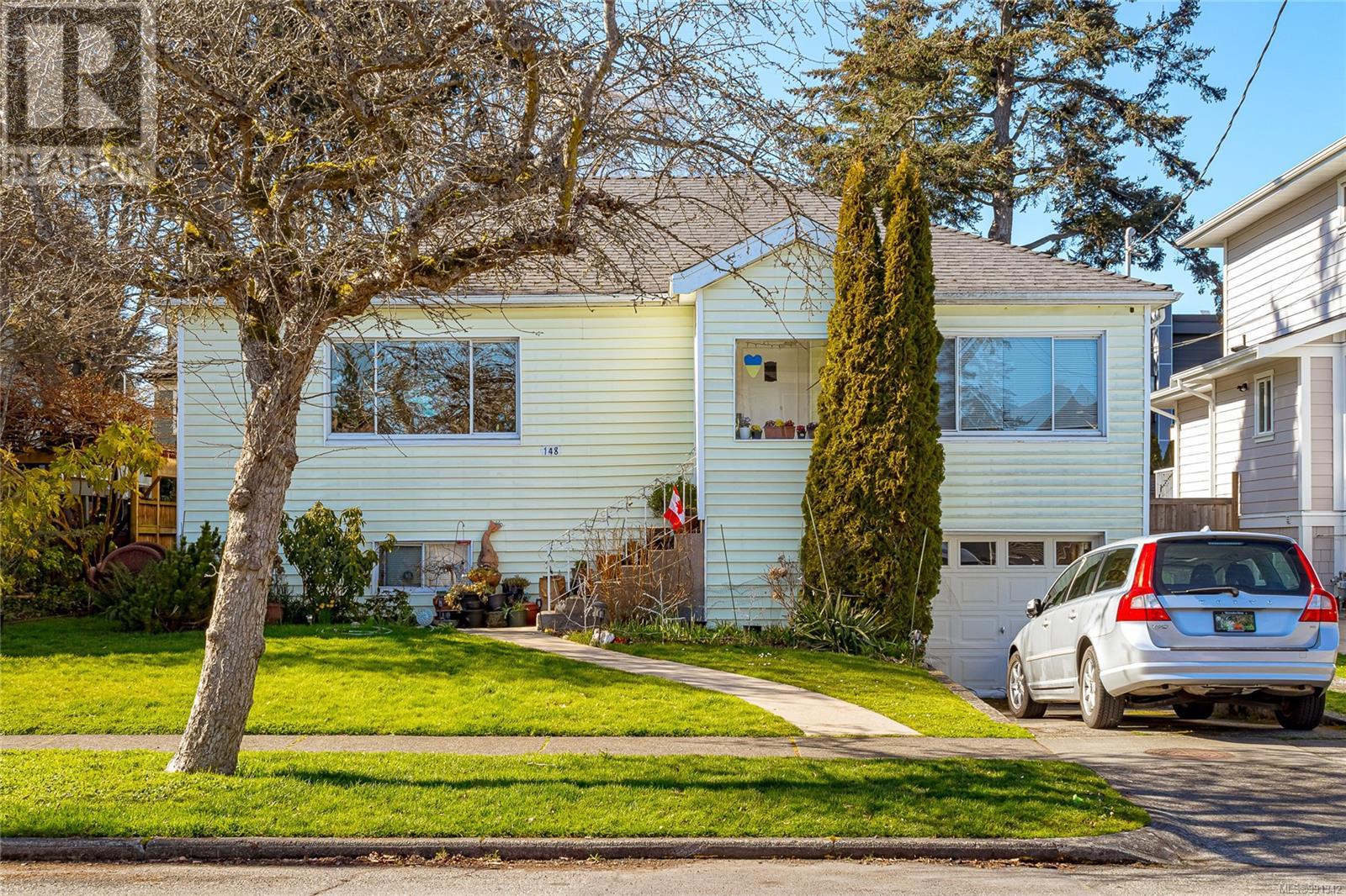 148 Olive St, Victoria, BC V8S 3H3