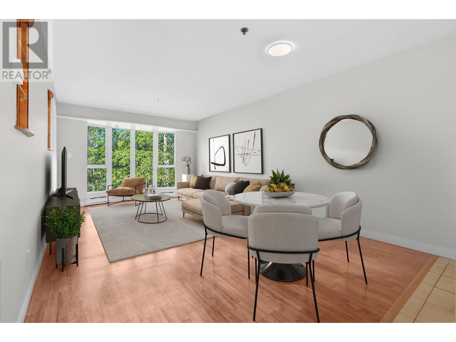 7800 St Albans Road Unit 211, Richmond, BC V6Y 3Y5