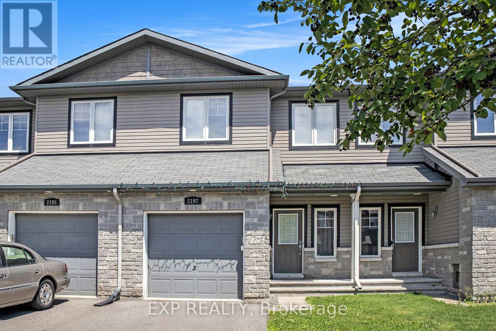 2197 Descartes St, Ottawa, ON K4A 0W4