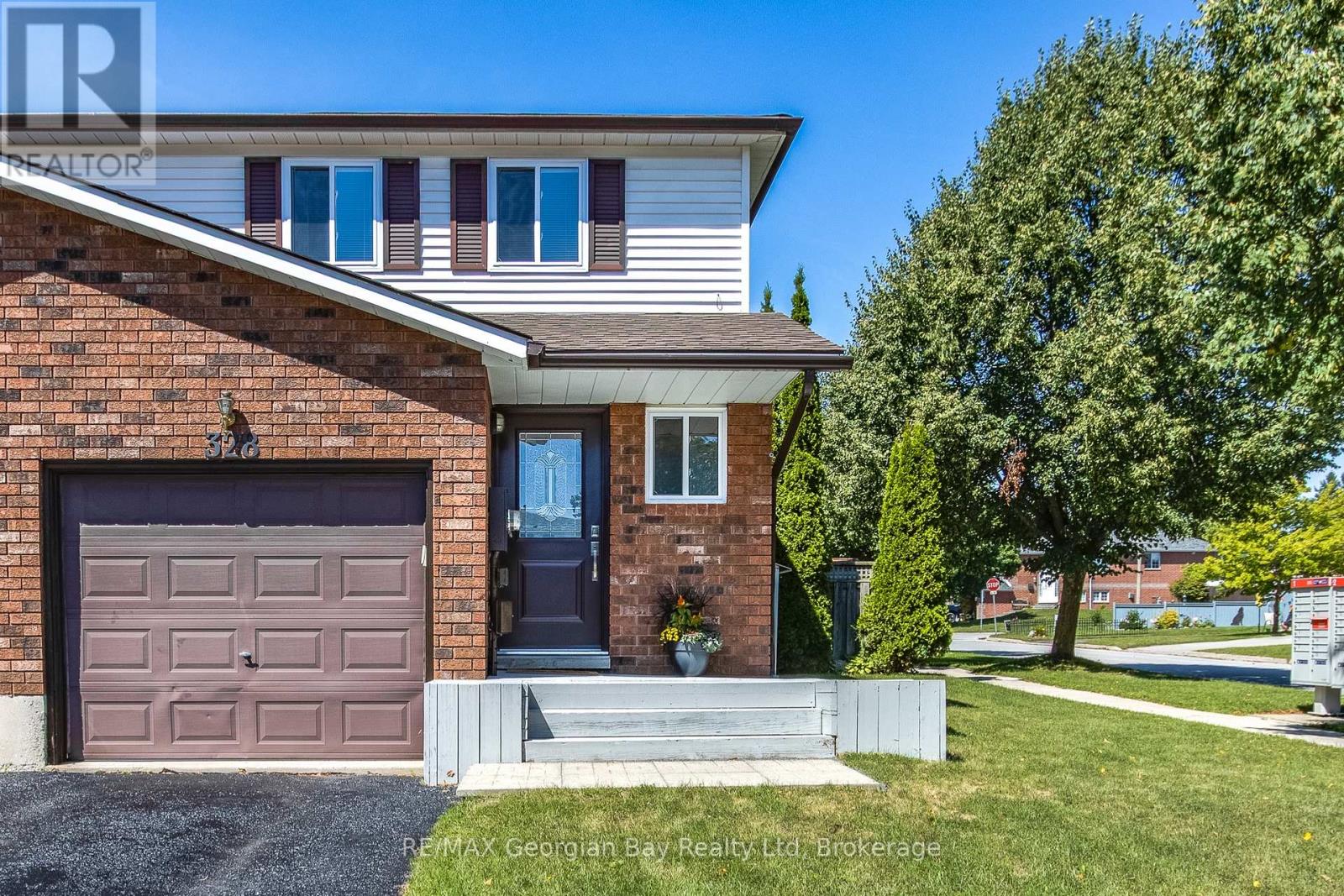328 Rose Cres, Midland, ON L4R 5C1