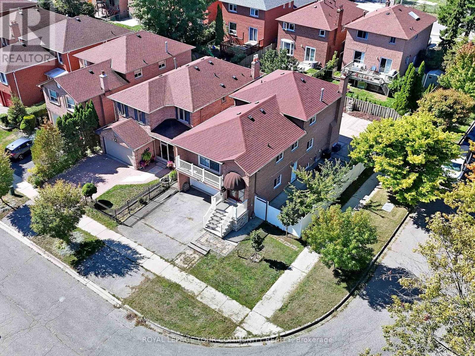 54 Emcarr Dr, Toronto West Hill, ON M1E 5A1