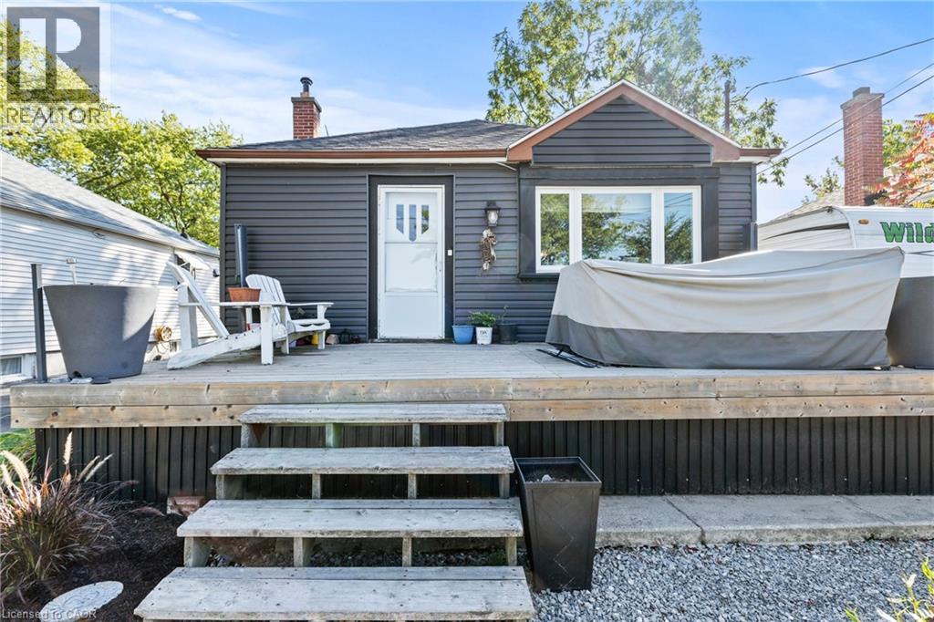 147 Summerhill Ave, Hamilton, ON L8K 3N5
