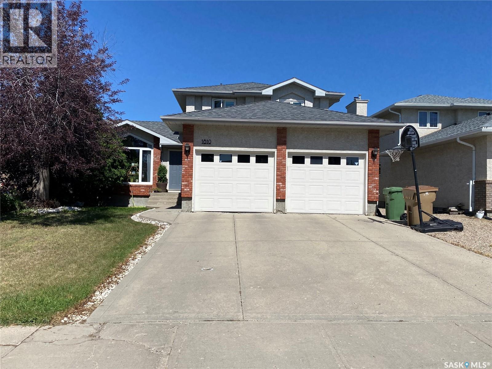 1810 Wagman Dr E, Regina, SK S4V 2R7