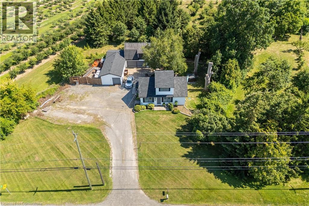 649 Lakeshore Rd, Niagara-on-the-lake, ON L0S 1J0