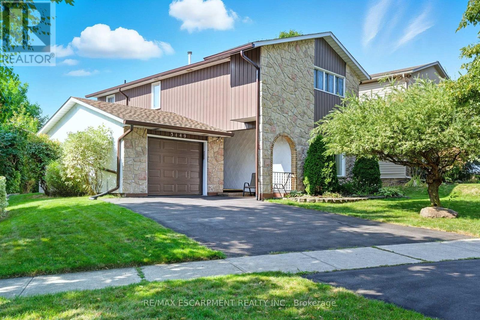 3149 Michael Cres, Burlington, ON L7M 1V3