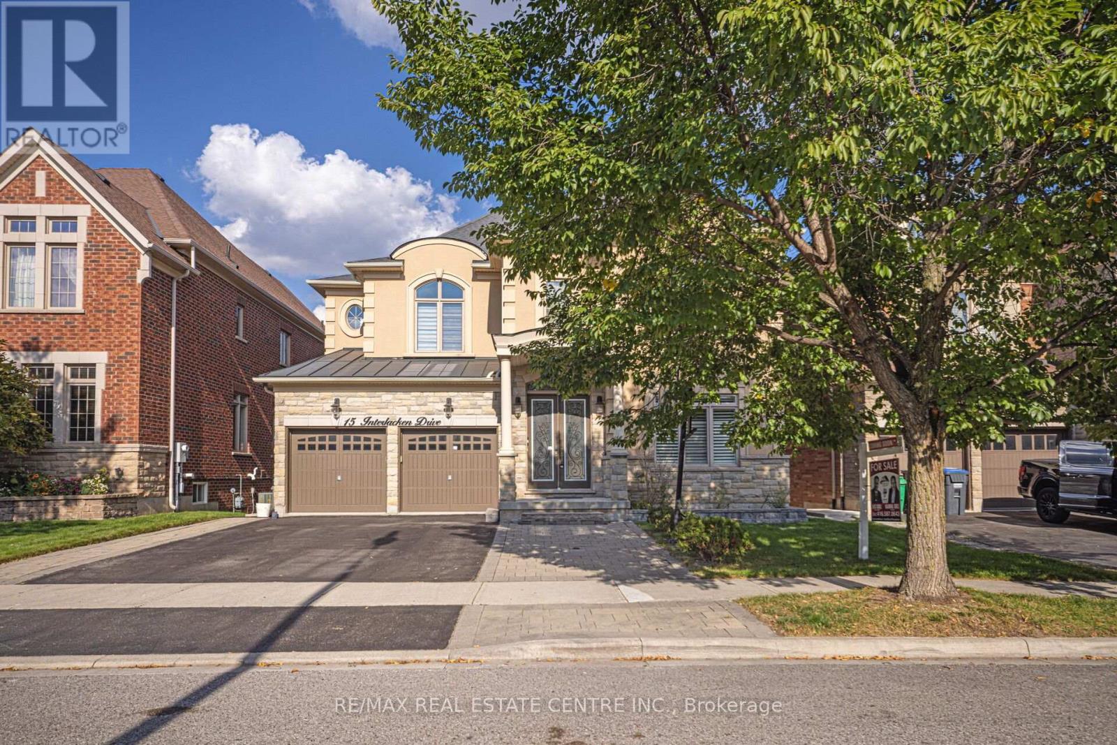15 Interlacken Dr, Brampton Credit Valley, ON L6X 0Y1
