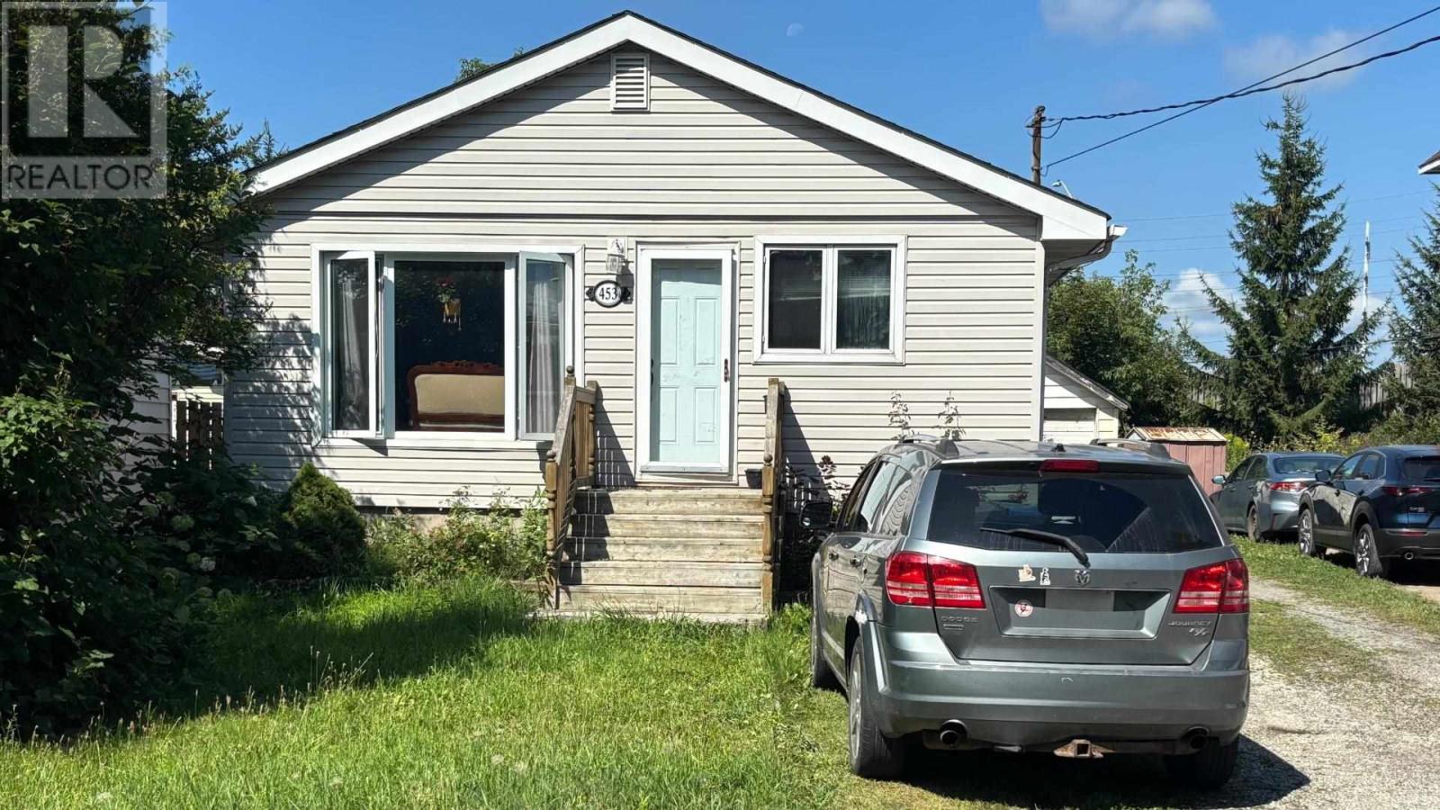 453 Northland Rd, Sault Ste. Marie, ON P6C 3N5