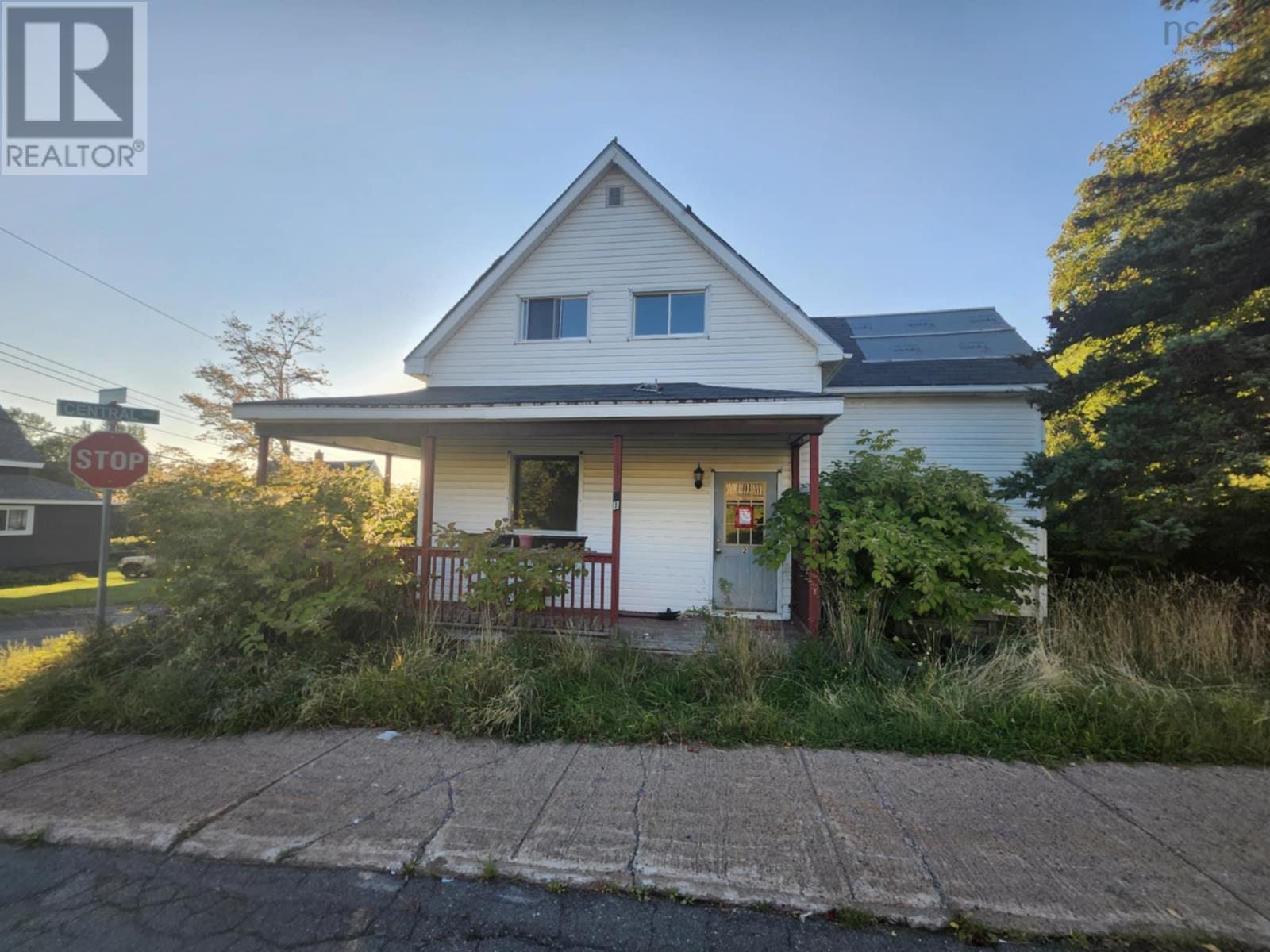 21 Spruce St, Trenton, NS B0K 1X0