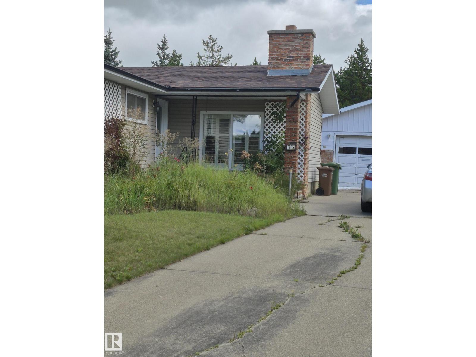 35 Livingstone Cr, St. Albert, AB T8N 2H2