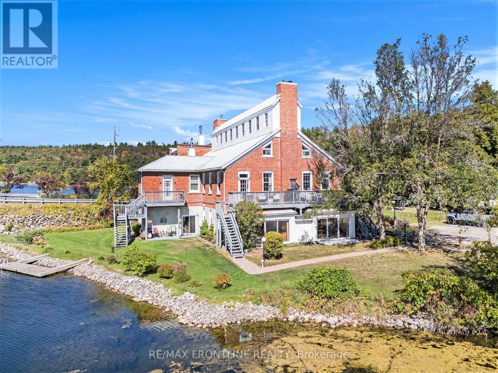 1 19 Main St, Westport, ON K0G 1X0
