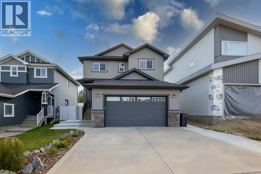 38 Cole Way, Sylvan Lake, AB T4S 0L5