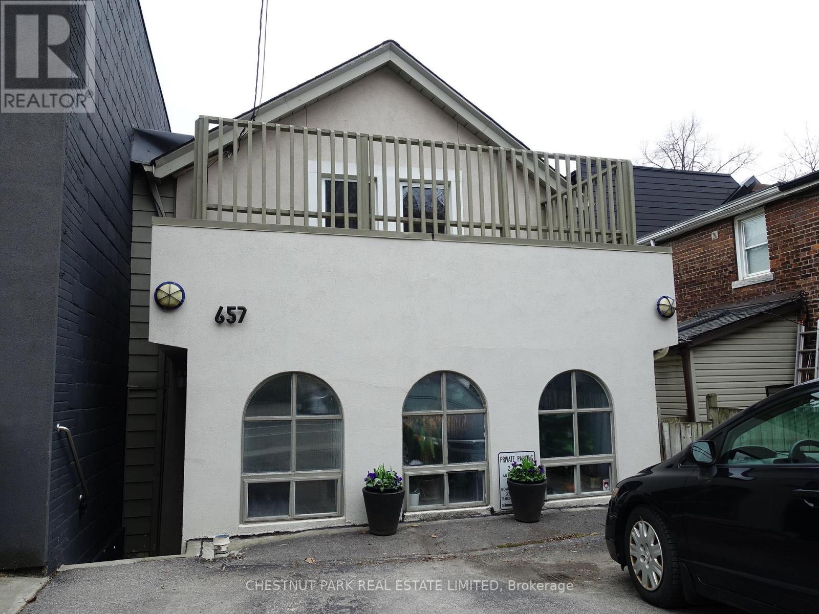 657 Davenport Rd, Toronto, ON M5R 1L3