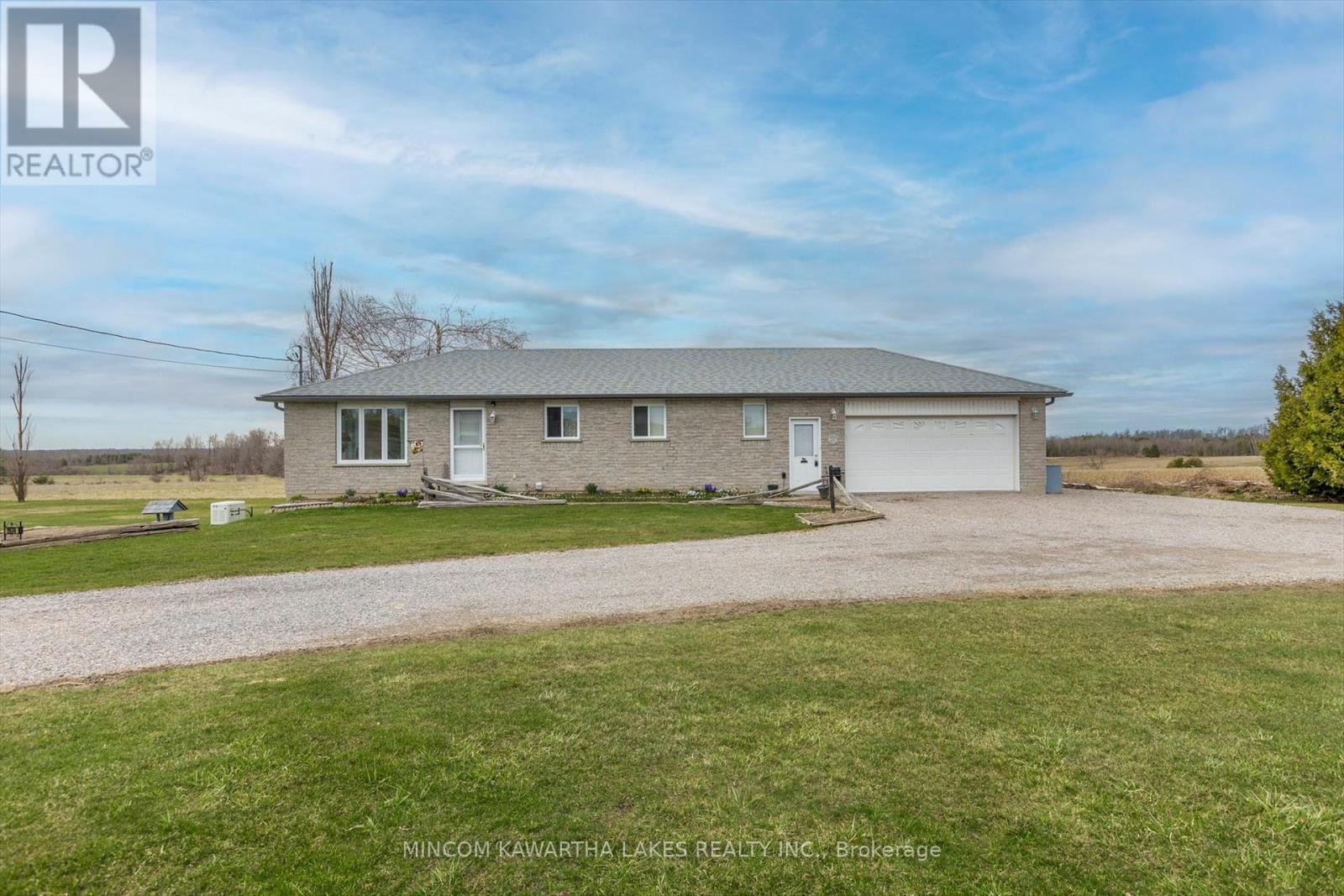 1974 Selwyn Rd, Selwyn, ON K0L 2H0