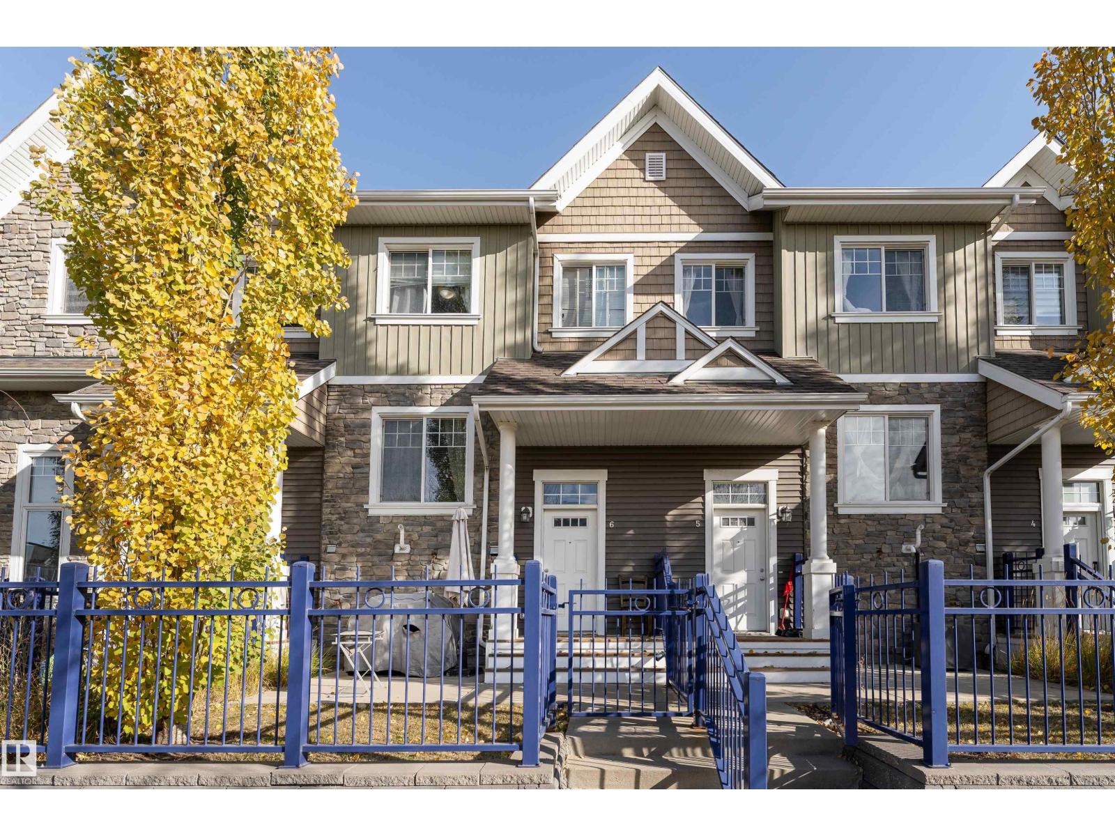 4050 Savaryn Drive Southwest #6, Edmonton, AB T6X 1R8