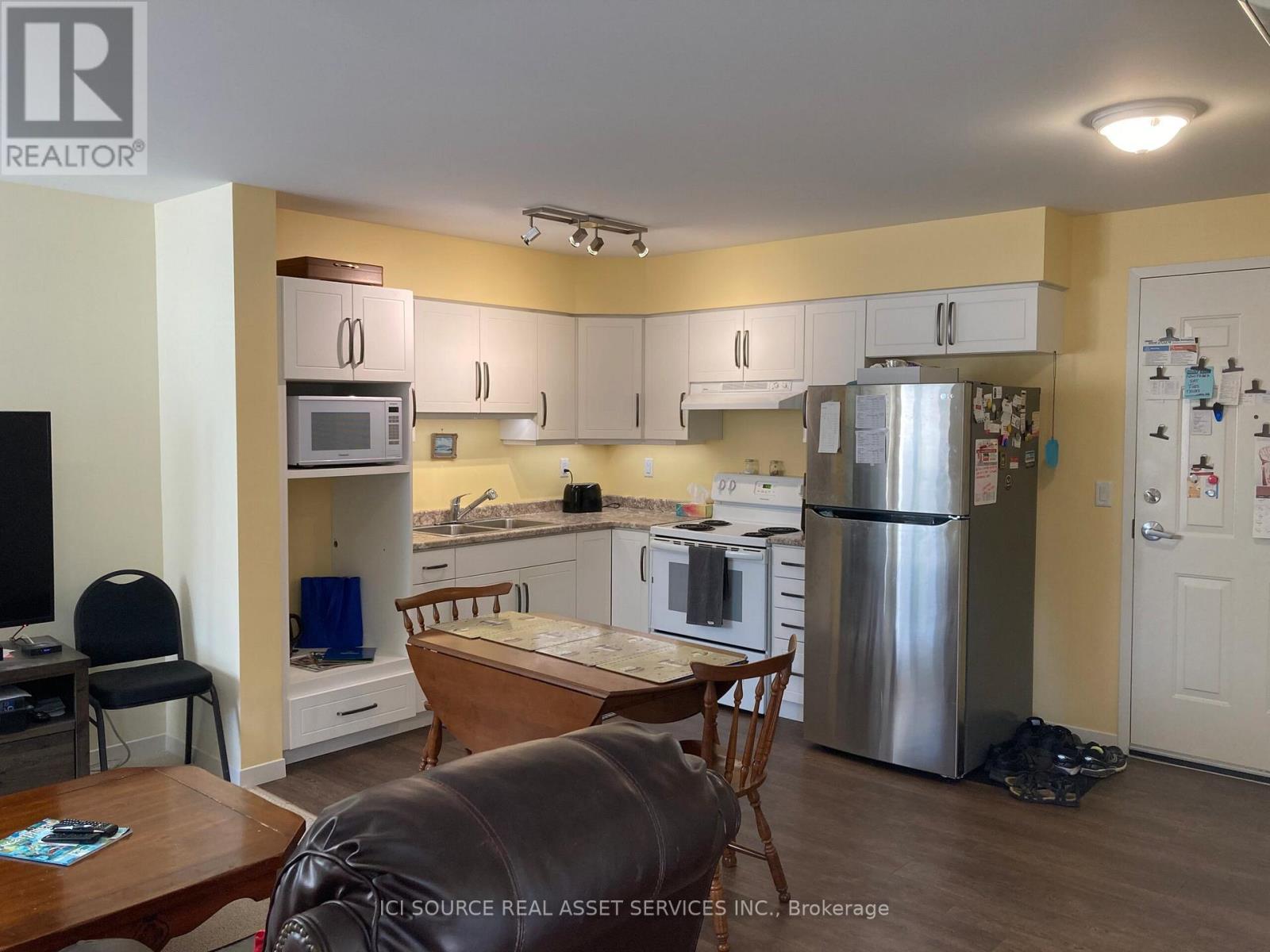 105 850 Alpha St, Owen Sound, ON N4K 5W8