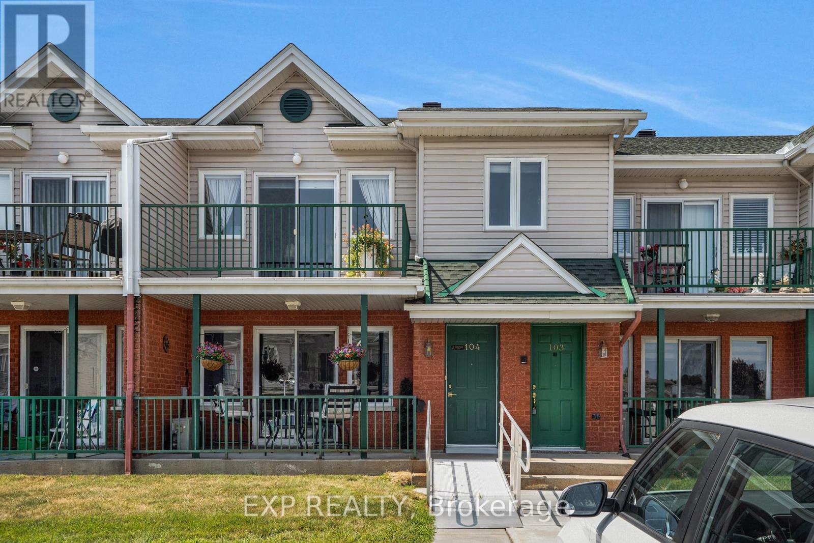 103 2929 Laurier St, Clarence-rockland, ON K4K 1T8