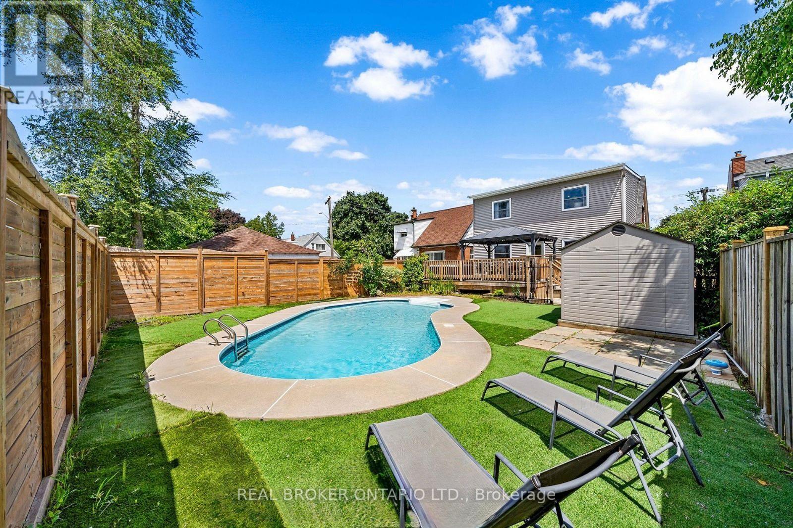54 Tower Dr, Toronto, ON M1R 3N9