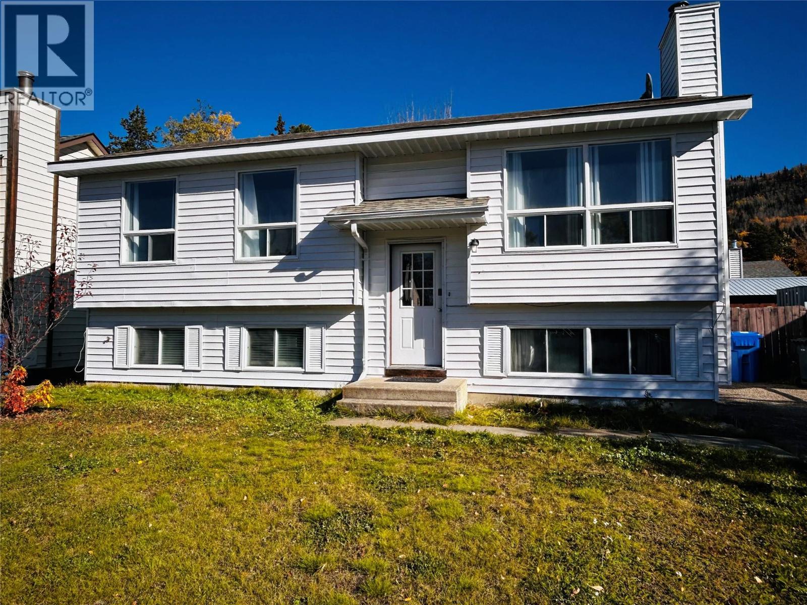 116 Wolverine Ave, Tumbler Ridge, BC V0C 2W0
