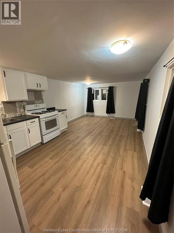 9 Bonita, Windsor, ON N8W 2B4