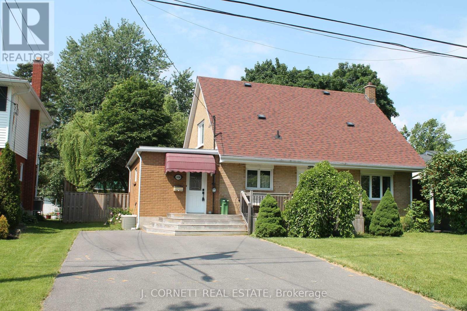 1004 Pescod Ave N, Cornwall, ON K6J 2J9