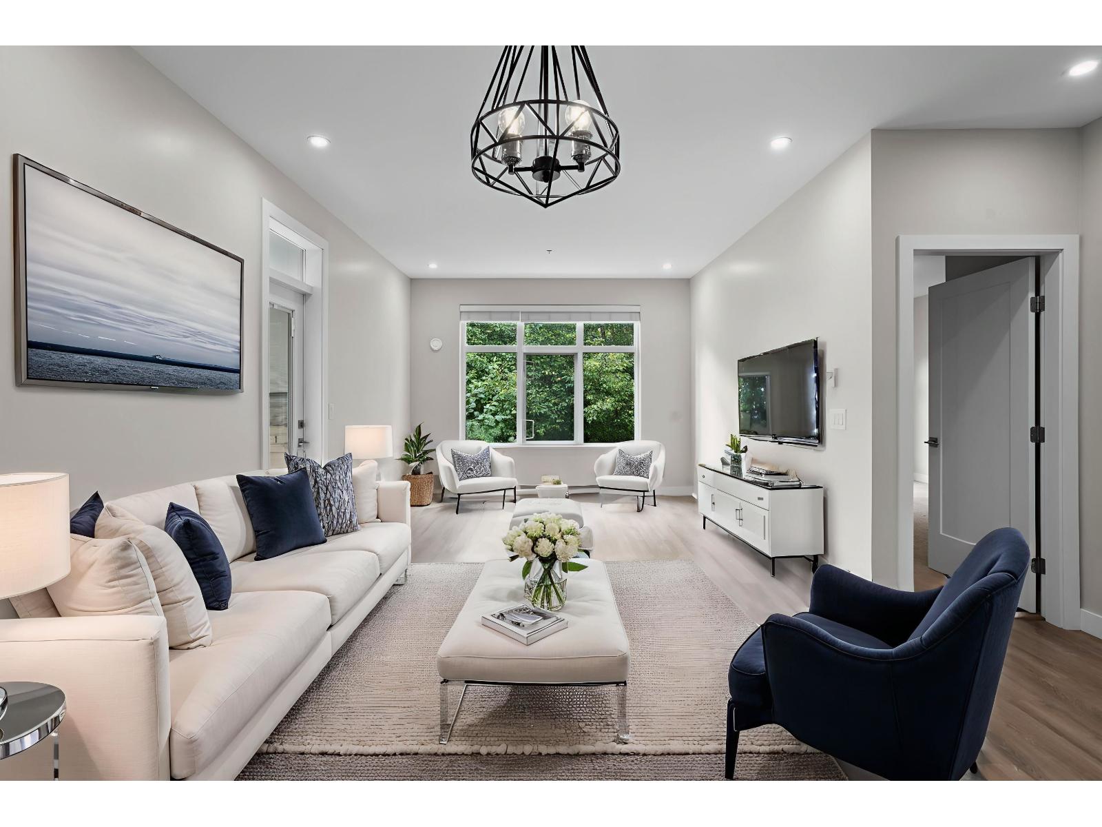 15436 31 Avenue Unit 306, Surrey, BC V3Z 1H3