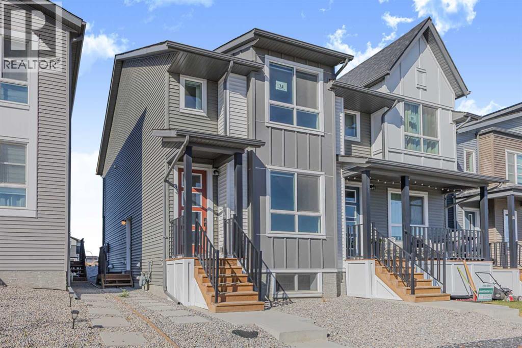 33 Belmont Dr SW, Calgary, AB T2X 4Z6
