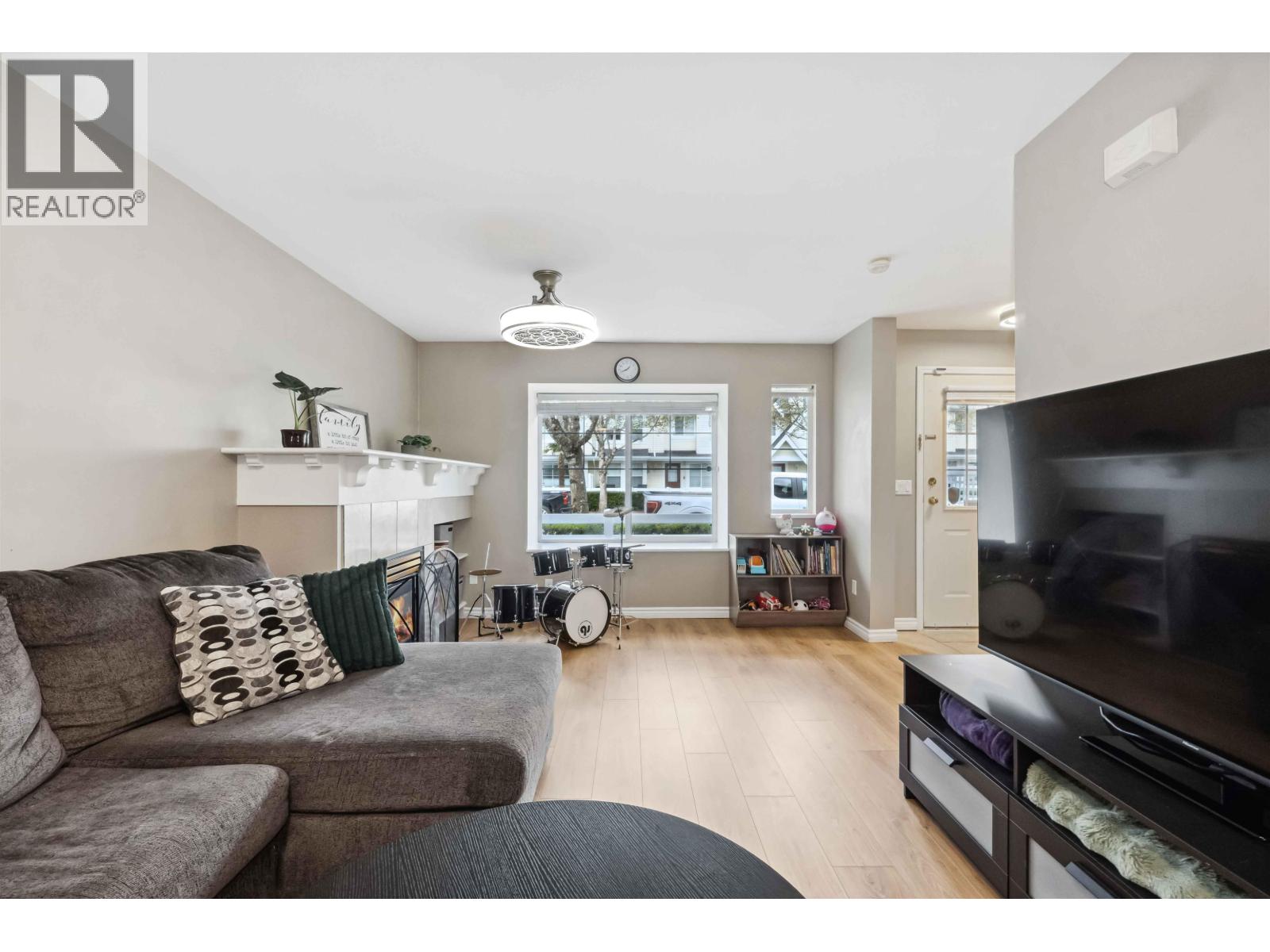 23560 119 Avenue Unit 46, Maple Ridge, BC V4R 2P5