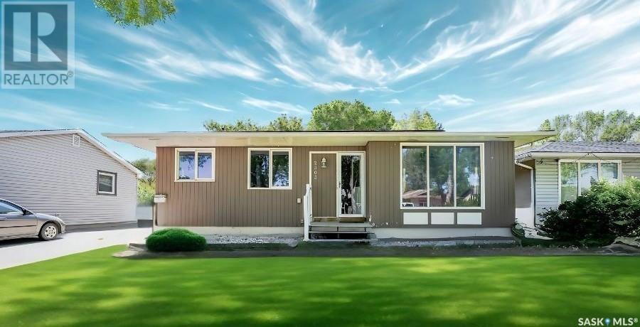 2303 7th Avenue East, Regina, SK S4N 4T1