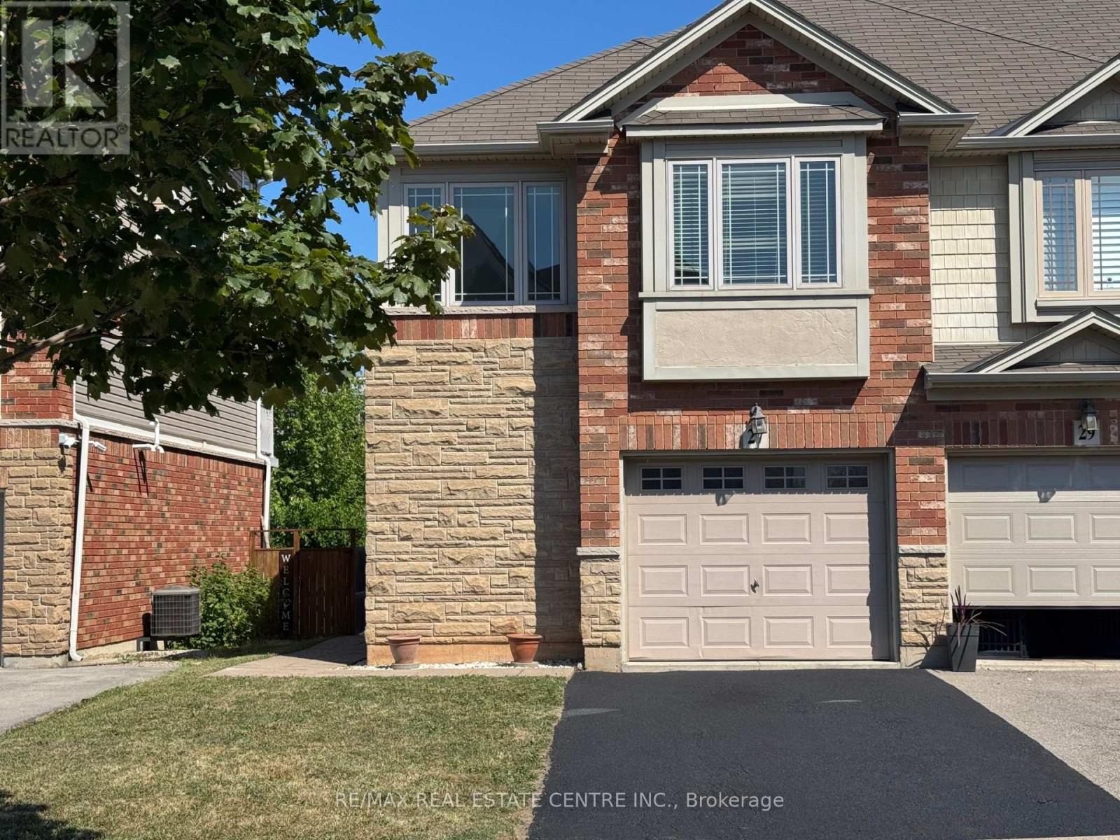 27 Hemlock Way, Grimsby, ON L3M 0A7